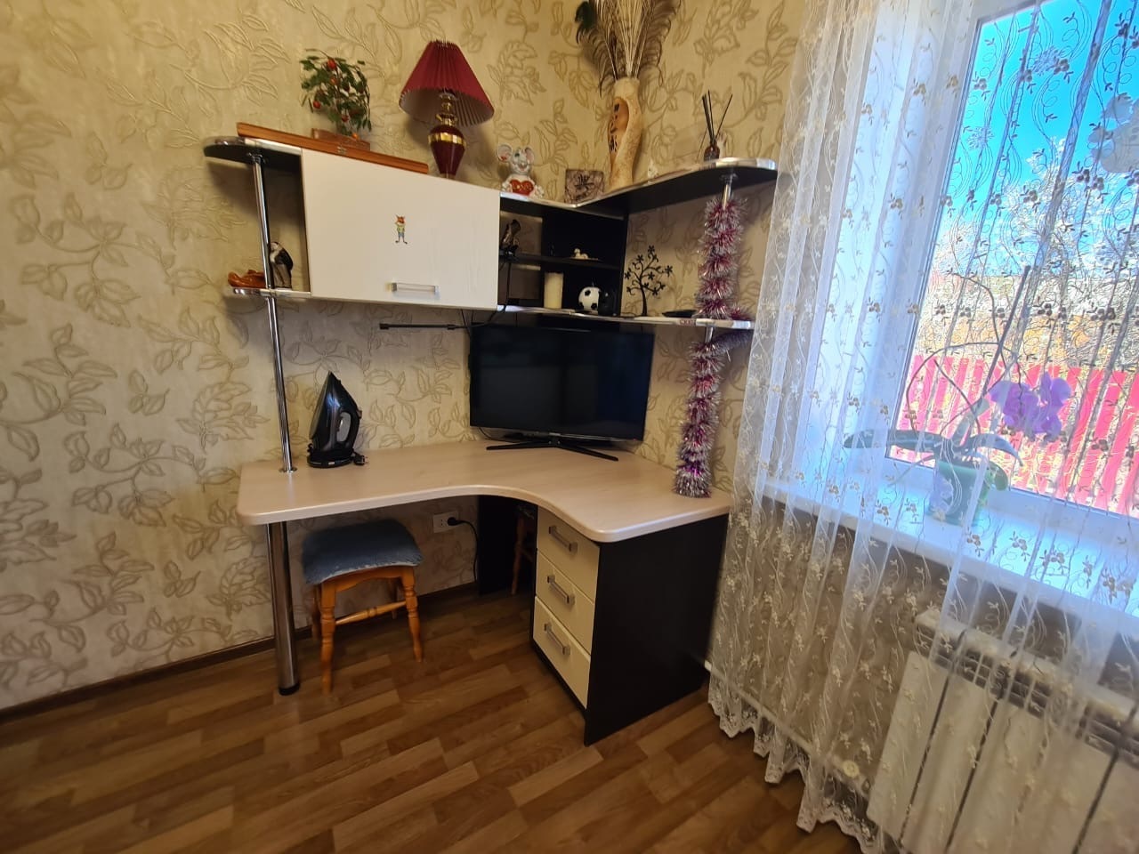 Будь как дома.