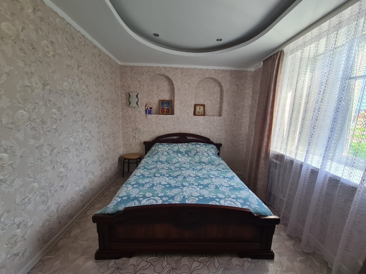 Небольшой уютный дом.